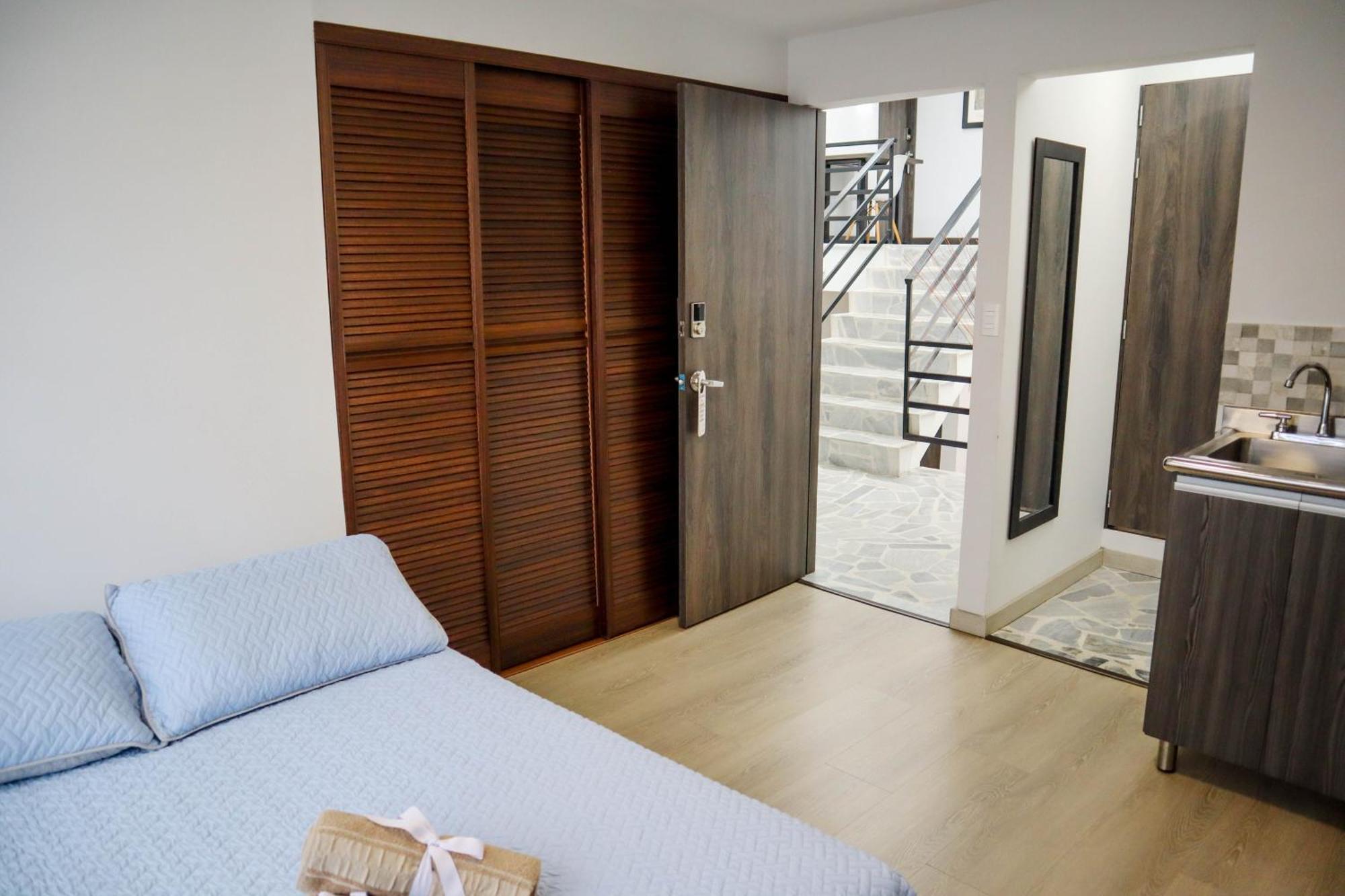 Apartahotel La Arboleda Hc Манісалес Екстер'єр фото